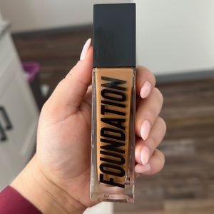 Anastasia Luminous Foundation